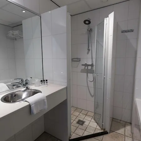 Hotel Tesselhof 4*