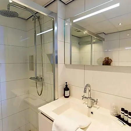 Hotel Tesselhof 4*